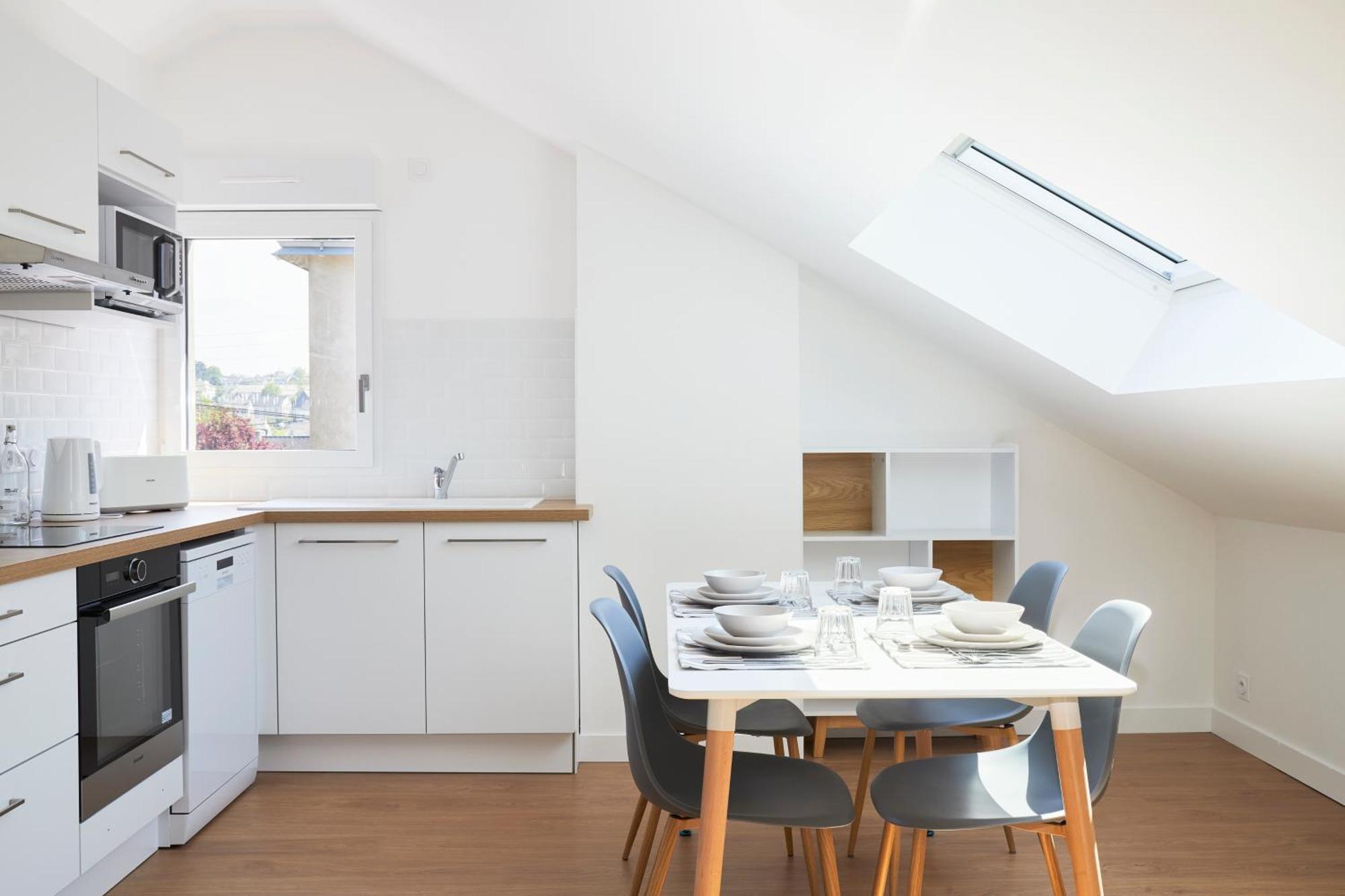 Apartamento Minuit A Paris - Wifi Fibre/Linge/Parking Châteaubriant Exterior foto